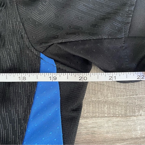 FC Barcelona 2024/25 Away Jersey #11 Raphinha Size L - Picture 3 of 4